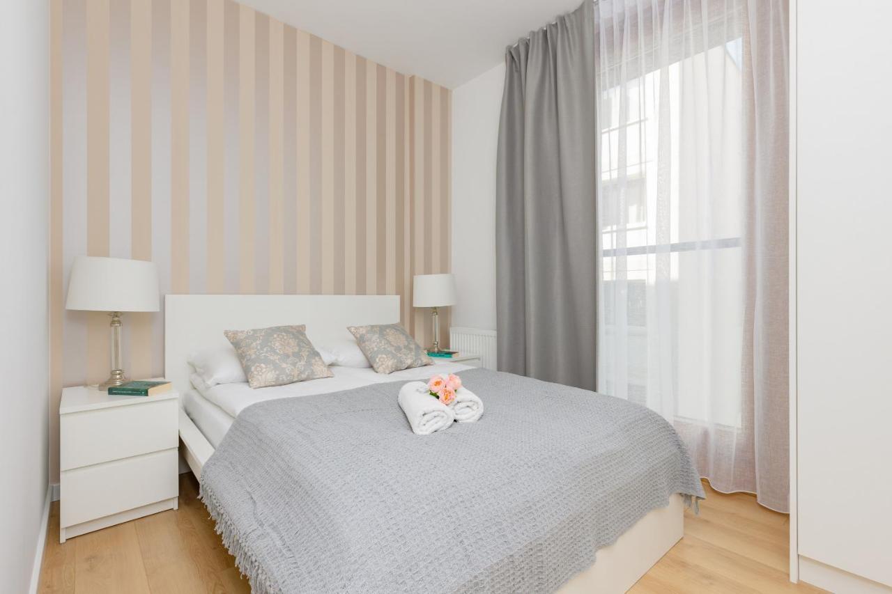 Warszawa Srodmiescie Bonifraterska Apartments By Noclegi Renters 外观 照片