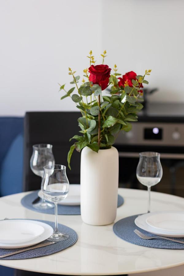 Warszawa Srodmiescie Bonifraterska Apartments By Noclegi Renters 外观 照片